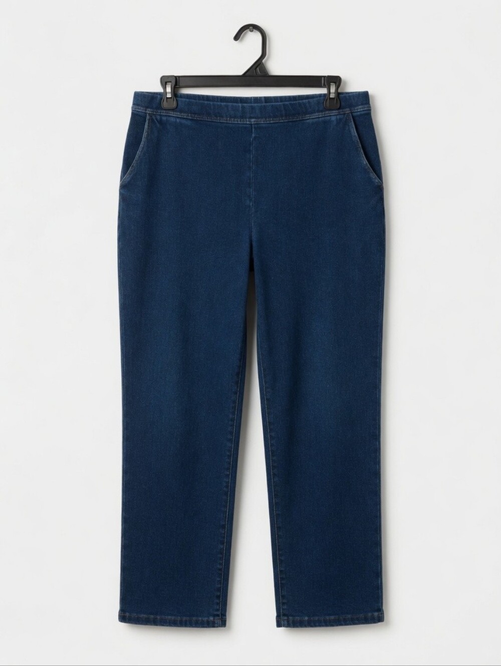 L.L. Bean "Perfect Fit"  Straight-Leg Stretch Jeans Size Large